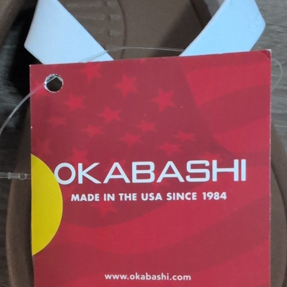 Okabashi White and Tan Sandals with Cushioned Footbed - Picture 2 of 7